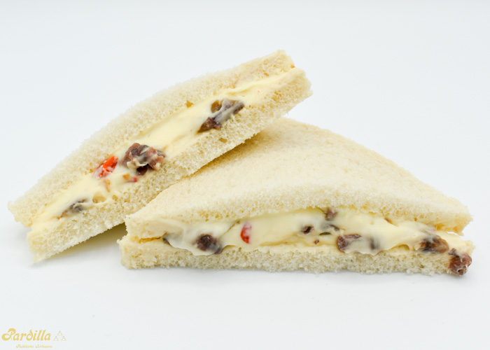 Sándwich Queso con Anchoas - Sándwiches - Pastelería Pardilla Alcorcón