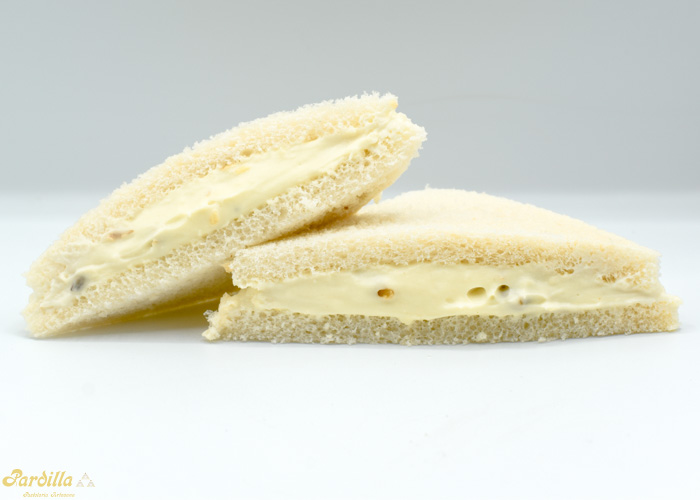 DSC_2101 Sándwich Queso con Nueces - Sándwiches - Pastelería Pardilla Alcorcón